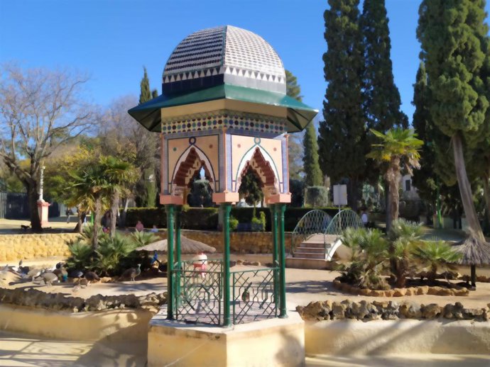 Pabellón árabe del Parque de la Alquería de Dos Hermanas