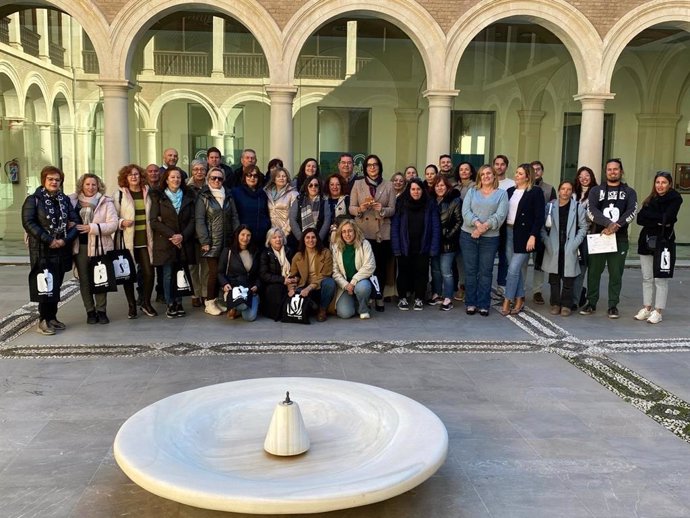 Acto de reconocimiento Erasmus+ al grupo de estudiantes y profesoras de la Escola Básica com Pré-escolar Dr. Eduardo Brazao de Castro de Madeira