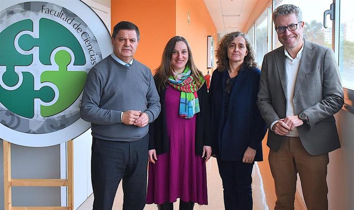 El nuevo equipo decanal de la Facultad de Ciencias del Trabajo de la Universidad de Huelva.