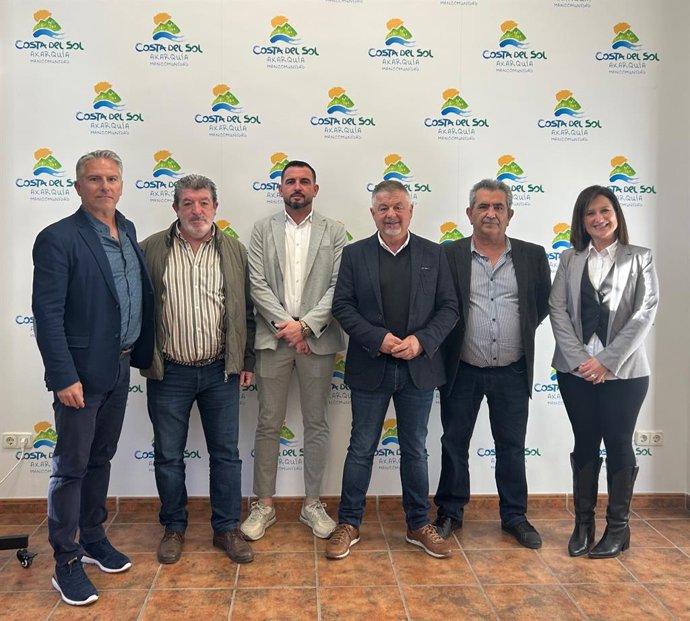 La Axarquía coopera en un proyecto europeo para la producción de leche de almendras.