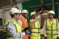 Óscar Puente visita la obra del nuevo túnel del Támesis, con un presupuesto de 1.400 millones