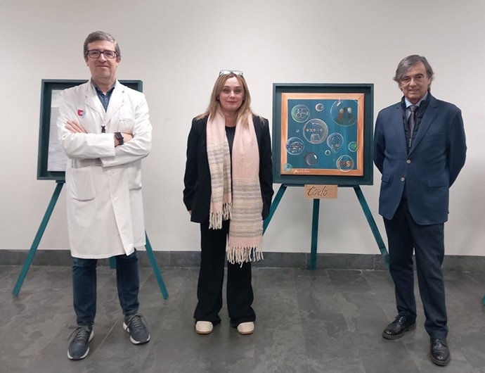 El gerente de Valdecilla, la presidenta de la asociación y el gerente de la Fundación