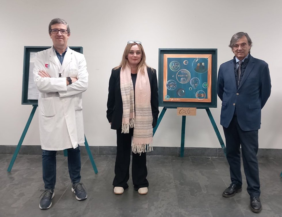 El gerente de Valdecilla, la presidenta de la asociación y el gerente de la Fundación