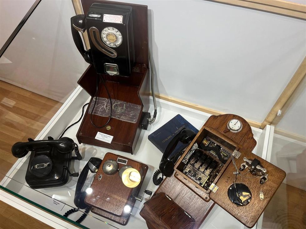 La exposición 'La telefonía en Huelva'.