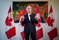 El exgobernador de los bancos de Canadá e Inglaterra Mark Carney presenta su candidatura para suceder a Trudeau