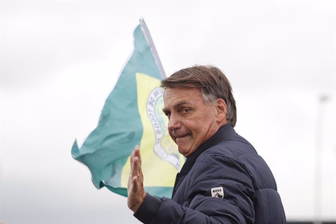 Archivo - November 21, 2024, Passo Fundo, Rio Grande Do Sul, Brasil: Passo fundo (rs), 11/21/2024 - jair bolsonaro / indicted / coup / archive - pf must present a request for indictment of bolsonaro for attempted coup in addition to jair bolsonaro, import