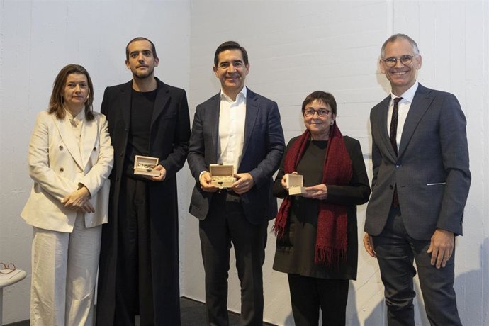 Momento de la entrega de los reconocimientos.