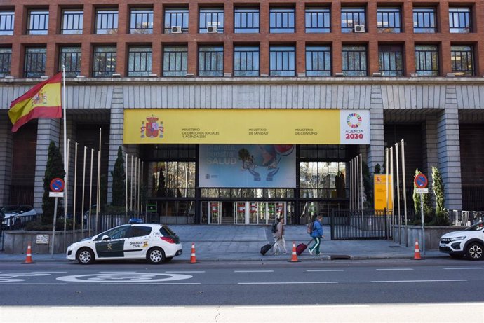 Archivo - Fachada de la sede del Ministerio de Sanidad, a 5 de enero de 2024, en Madrid (España).