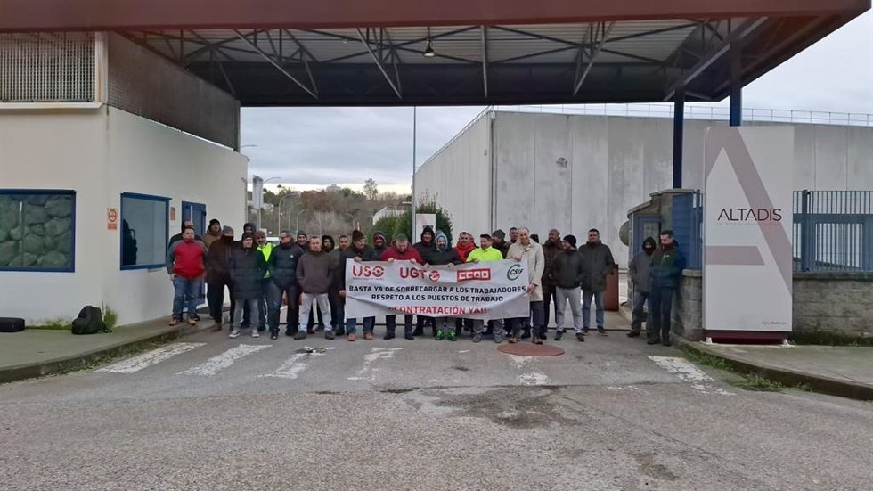 Huelga de los trabajadores de la fábrica de Altadis en Entrambasaguas el pasado 9 de enero