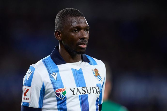 Archivo - El jugador maliense de la Real Sociedad, Hamari Traoré.