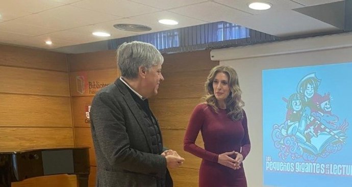 La viceconsejera de Acción Cultural, Mar Sancho, asiste a la semifinal provincial leonesa celebrada en la Biblioteca Pública de la capital