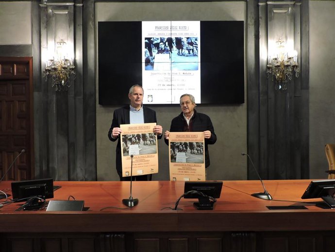 Acto de presentación del homenaje de La Puebla de los Infantes a Francisco Vélez Nieto.