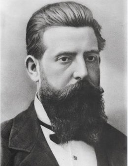 Imagen del arquitecto Justo Millán