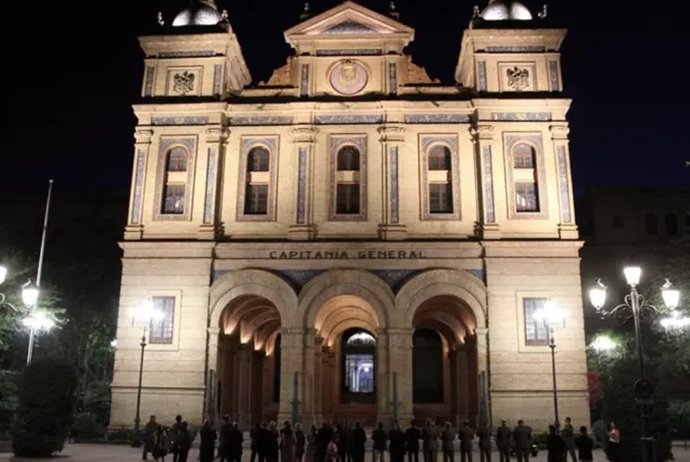 Archivo - Fachada de la sede de Capitanía General, en la Plaza del Ejército, en foto de archivo.