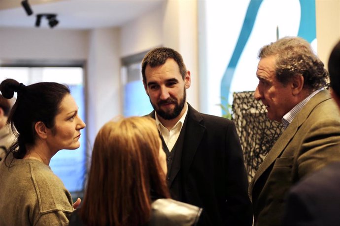 Reunión del PNV con el sector pesquero vasco