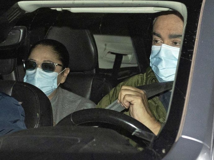 Isabel Pantoja y su hermano Agustín salen del hospital Materno Infantil de Gran Canaria donde han visitado a la pequeña Alma, a 16 de enero de 2024, en Las Palmas de Gran Canaria.