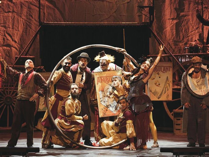 'Camino Largo De Vuelta A Casa' Y 'Ambulant' Las Dos Propuestas De Esta Semana En El Teatro Bretón