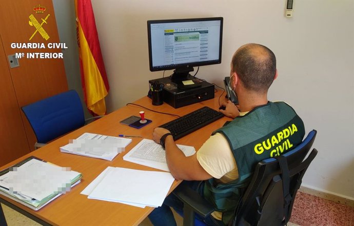 Archivo - Agente de la Guardia Civil