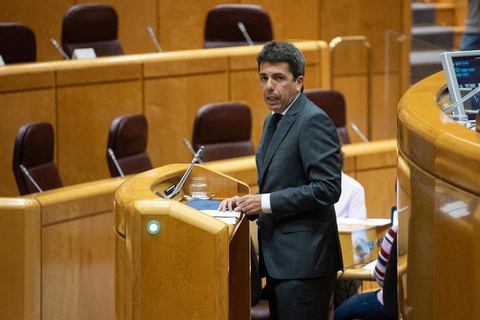 Archivo - El presidente de la Generalitat Valenciana, Carlos Mazón, durante una reunión de la Comisión General de las Comunidades Autónomas, en el Senado, a 8 de abril de 2024, en Madrid (España).