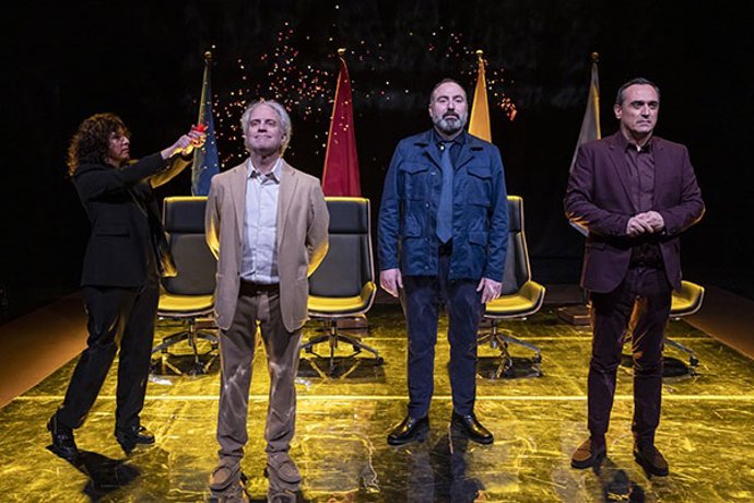 Archivo - El Palau de Congressos de Peníscola acoge la representación de la comedia 'La corporació' este domingo