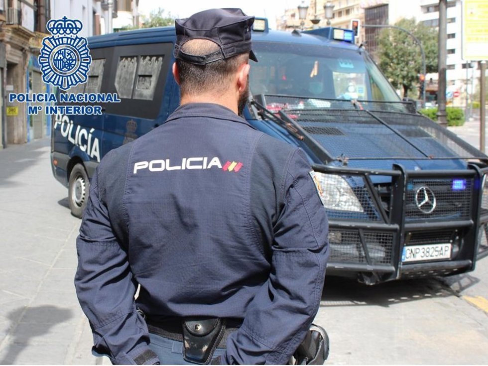 Archivo - Agente de la Policía Nacional en una imagen de archivo.