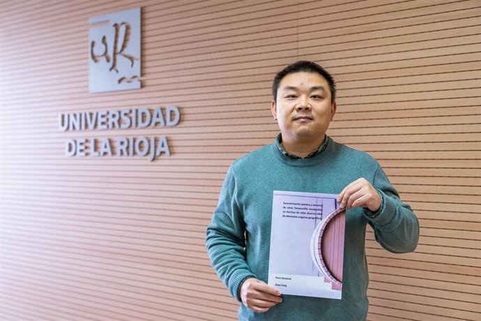 Archivo - Tesis doctoral de Zhao Feng