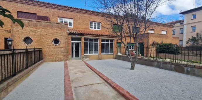 Imagen del acceso al Punto de Encuentro Familiar ubicado en Teruel