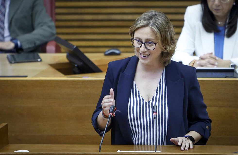 Archivo - La portavoz de Justicia del Grupo Parlamentario Popular (GPP) en Les Corts, Laura Chuli, en imagen de archivo