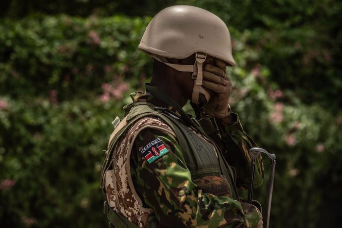 Archivo - July 5, 2024, Port-Au-Prince, Port-Au-Prince, Haiti: Members of the Kenya Police, part of the multinational force, patrol the US embassy in Haiti