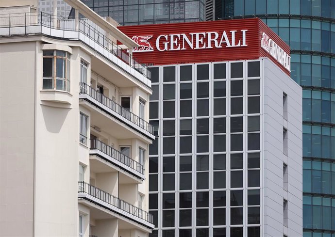 Archivo - Fachada con el logo de Generali