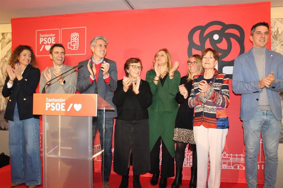 El PSOE de Santander celebra su tracicional comida