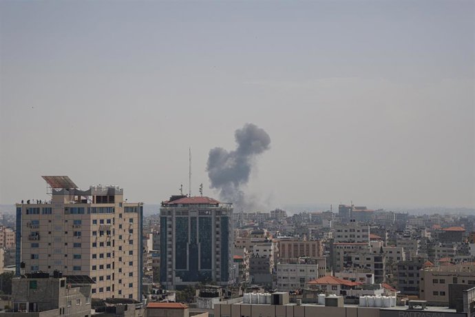 Archivo - Bombardeo israelí en Gaza (archivo)