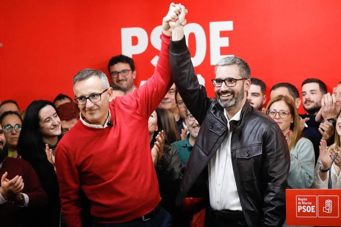 19-01-25 Resultados De Las Votaciones De Las Primarias Del Psoe En Murcia Para La Secretaría General Del Partido. En La Imagen, El Ganador De Las Elecciones, Francisco Lucas Junto A Diego Conesa.