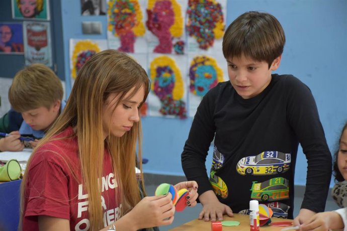 Participantes en el programa de Boeing 'Volando juntos'