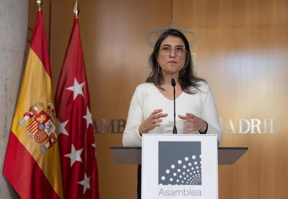 Archivo - La portavoz de Más Madrid en la Asamblea de Madrid, Manuela Bergerot, ofrece una rueda de prensa durante una sesión plenaria, en la Asamblea de Madrid, a 20 de diciembre de 2024, en Madrid (España).