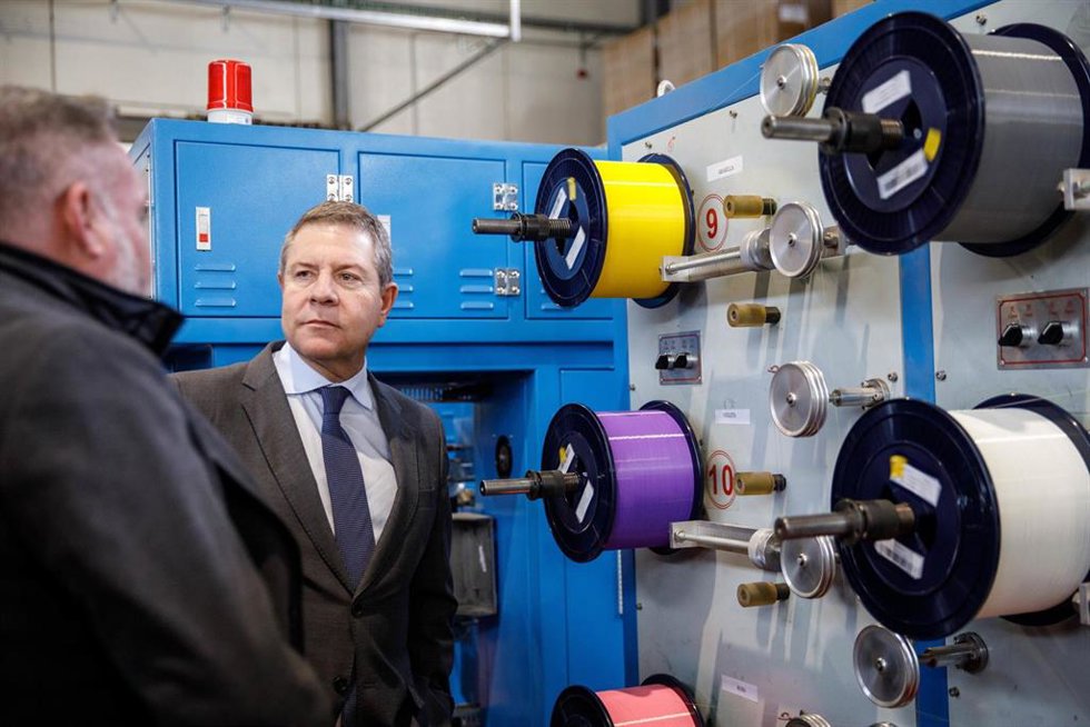 El Presidente Autonómico, Emiliano García-Page, Inaugura En Almansa (Albacete), La Planta De Fabricación De Fibra Óptica De La Empresa Hispanic Fiber Fast.