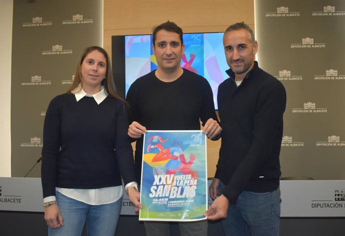 Presentación de la Vuelta a la Peña de San Blas en Elche de la Sierra.