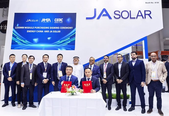 JA Solar Signs 1.25GW Module Deal with CEEC to Supply Africa’s Largest PV-Storage Project