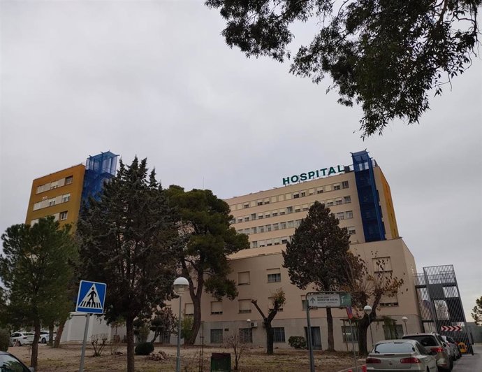 Archivo - El herido fue trasladado al Hospital Neurotraumatológico de Jaén