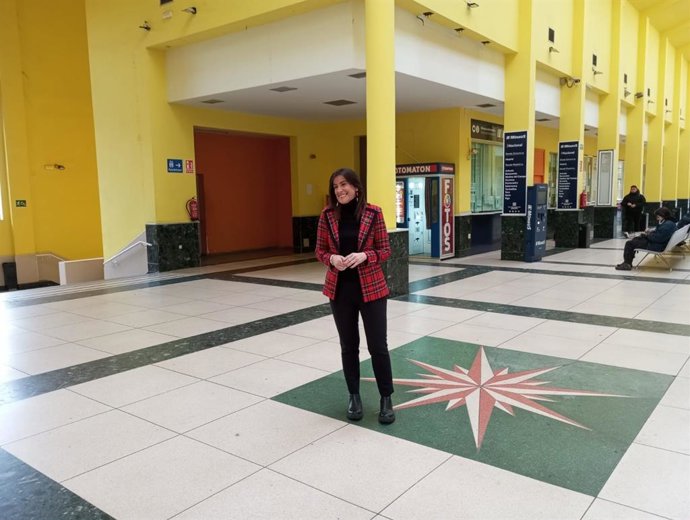 Ana Sánchez en la estación de autobuses de Zamora.