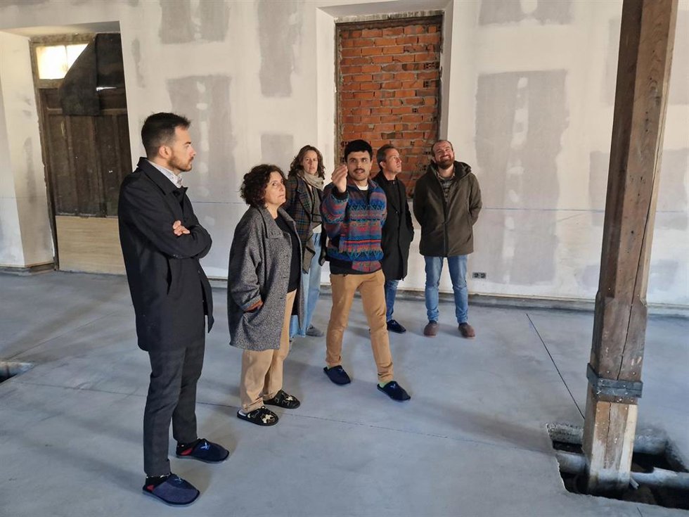 El Ejecutivo destinará una partida de 30.000 euros para apoyar la labor del futuro espacio cultural de La Benéfica.