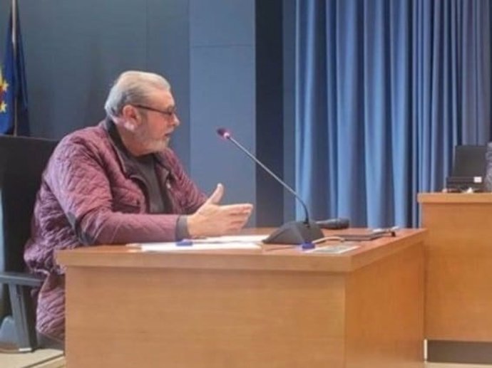 Juan Bautista Ginés en el pleno del CESS