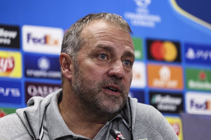 Archivo - Hansi Flick, head coach of FC Barcelona attends his press conference during the training day of FC Barcelona ahead the UEFA Champions League, football match against Stade Brestois 29 at Ciudad Esportiva Joan Gamper on November 25, 2024 in Sant J