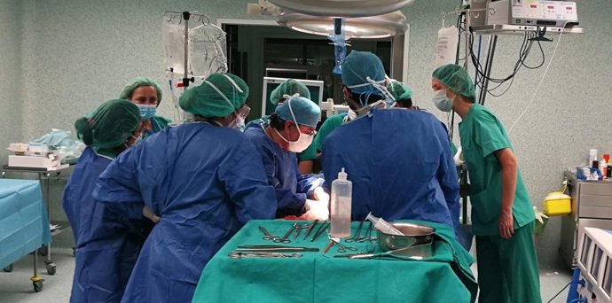Operación quirúrgica en un hospital de Aragón.