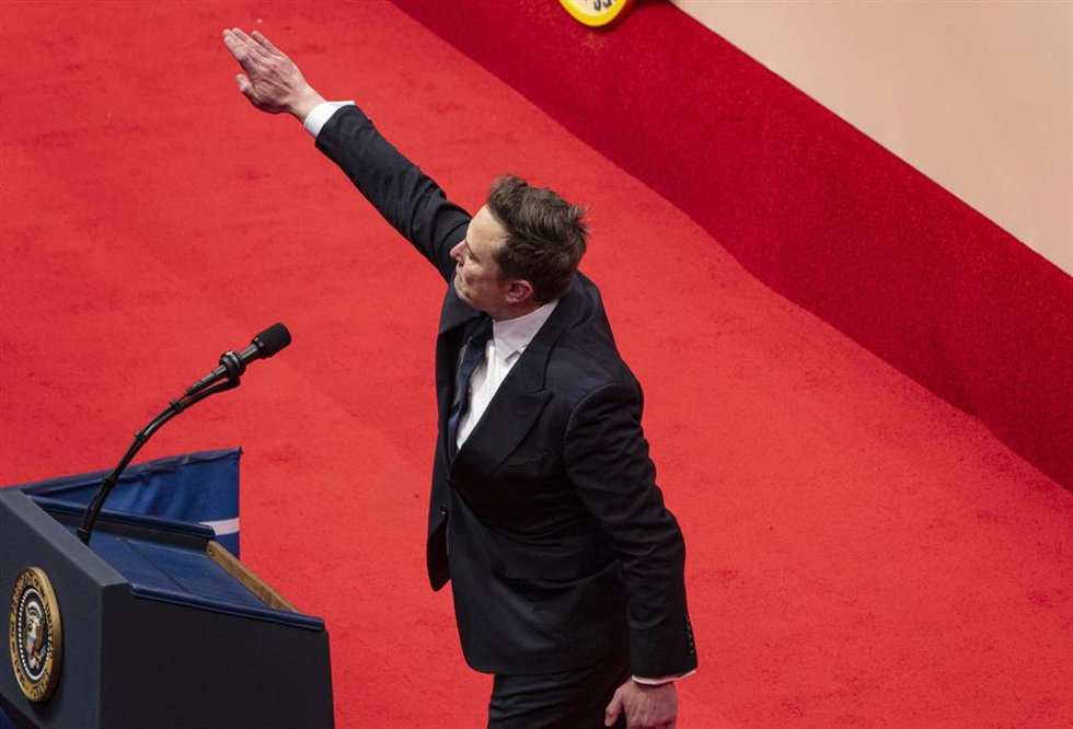 El propietario de la red social X Elon Musk durante el acto de celebración por la toma de posesión del nuevo presidente de EEUU, Donald Trump (archivo)