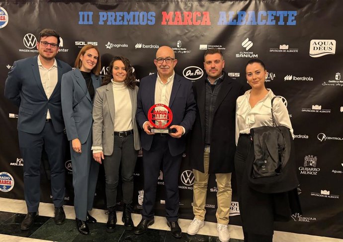 Aquadeus, galardonada por su apoyo al deporte en los III Premios Radio Marca Albacete