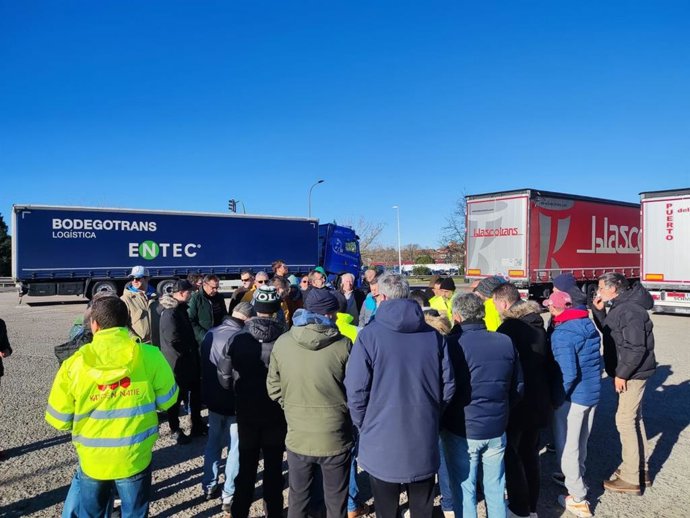 La huelga en la logística de Solvay cumple 50 días con la negociación paralizada