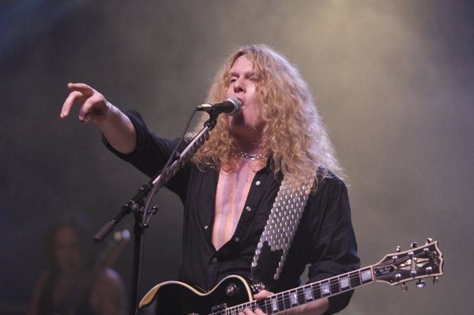 John Sykes durante uno de sus conciertos.