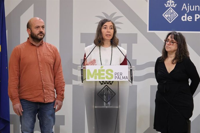 Los regidores de MÉS per Palma en una rueda de prensa.