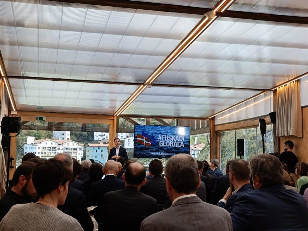 Imanol Pradales presenta la estrategia Euskadi Globala